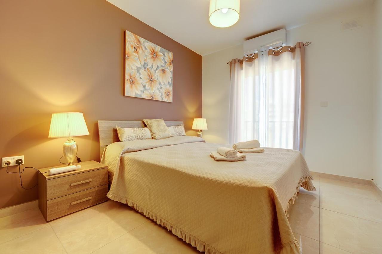 Stylish Bright And Airy Apart In Central Bugibba St. Paul's Bay Exterior foto